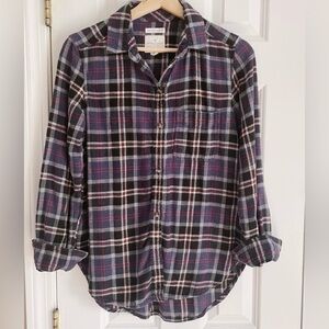American Eagle Boyfriend Flannel Size Medium